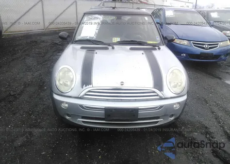2006 Mini Cooper из США, поврежденный, VIN WMWRC33516TK64534